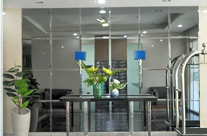 Hotel Apparate Staycation And Events 3*
